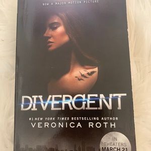 Divergent book
